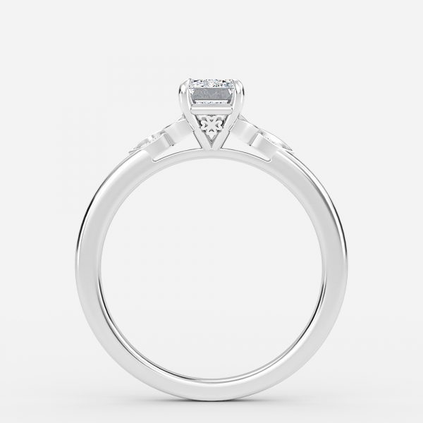 Emerald Vintage Engagement Ring