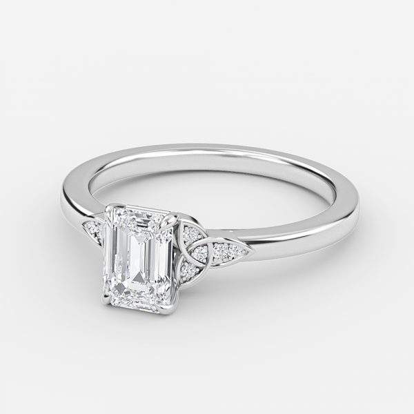 Emerald Vintage Engagement Ring